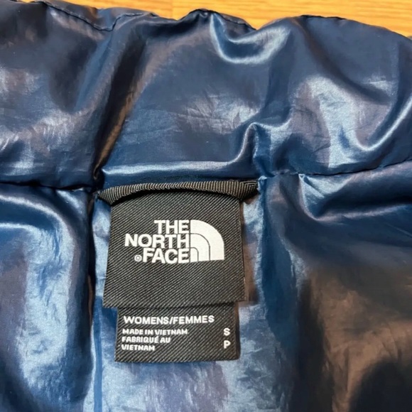 The North Face Vest Adult Small Blue Black Quilted Thermoball Eco Womens - Picture 3 of 9